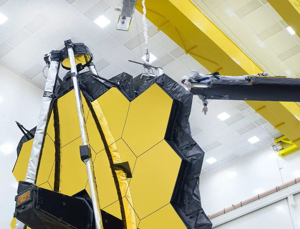 Close-up of JWST's primary mirror showing 18 hexagonal segments