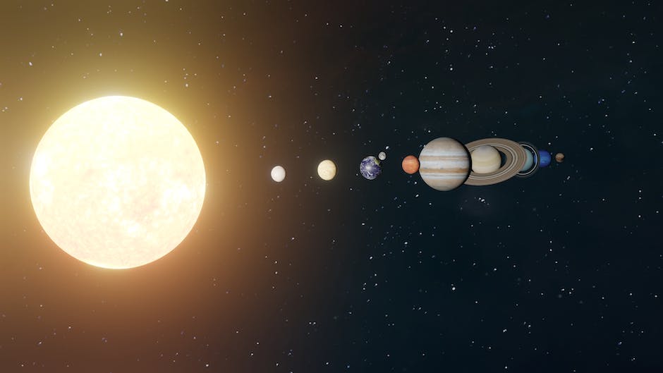 An image showing the eight planets of our solar system revolving around the Sun